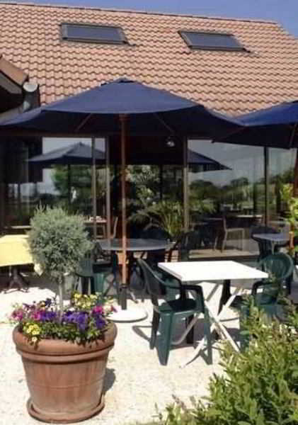 Kyriad Geneve St-Genis-Pouilly Saint-Genis-Pouilly Restaurant photo